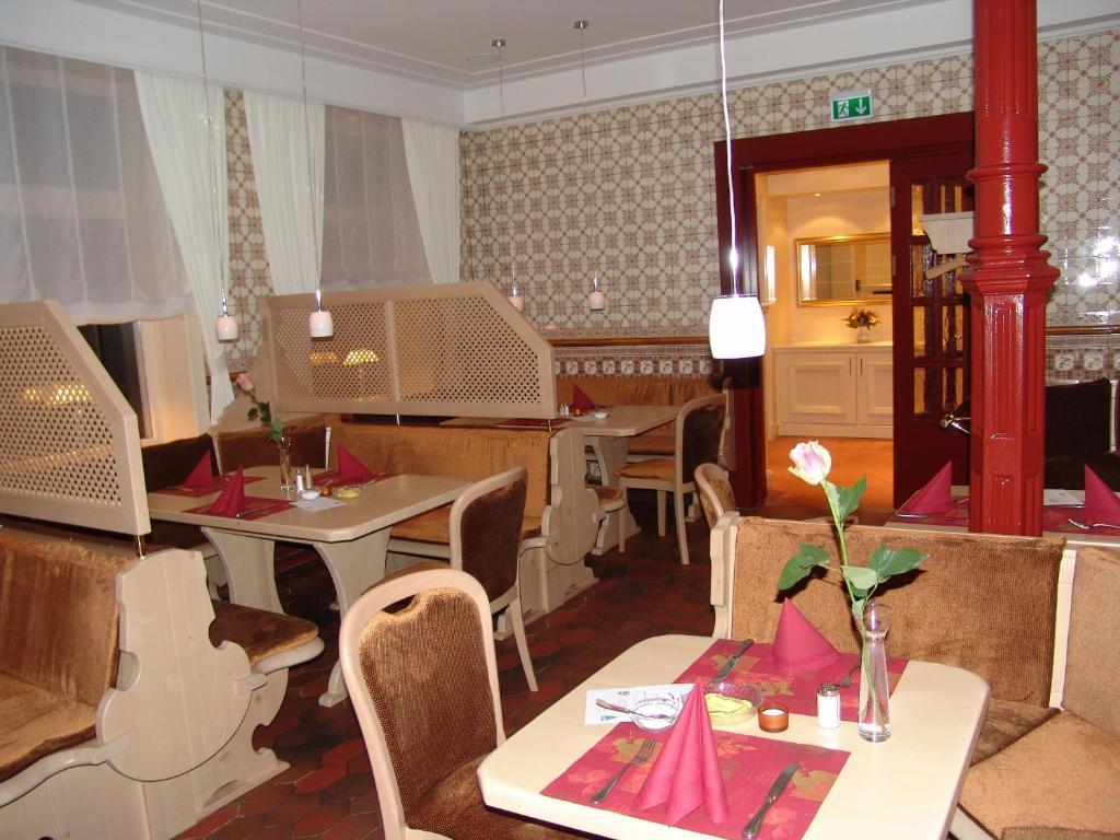 Rellinger Hof Hotell Rellingen Eksteriør bilde